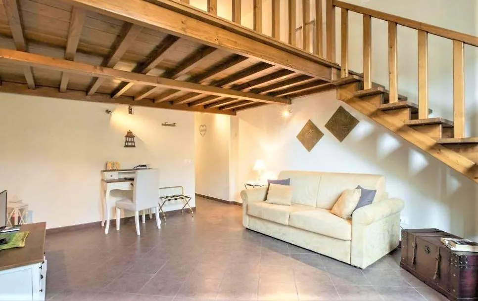 Apartamento Charming Suite Cavour Heart Of Florencia